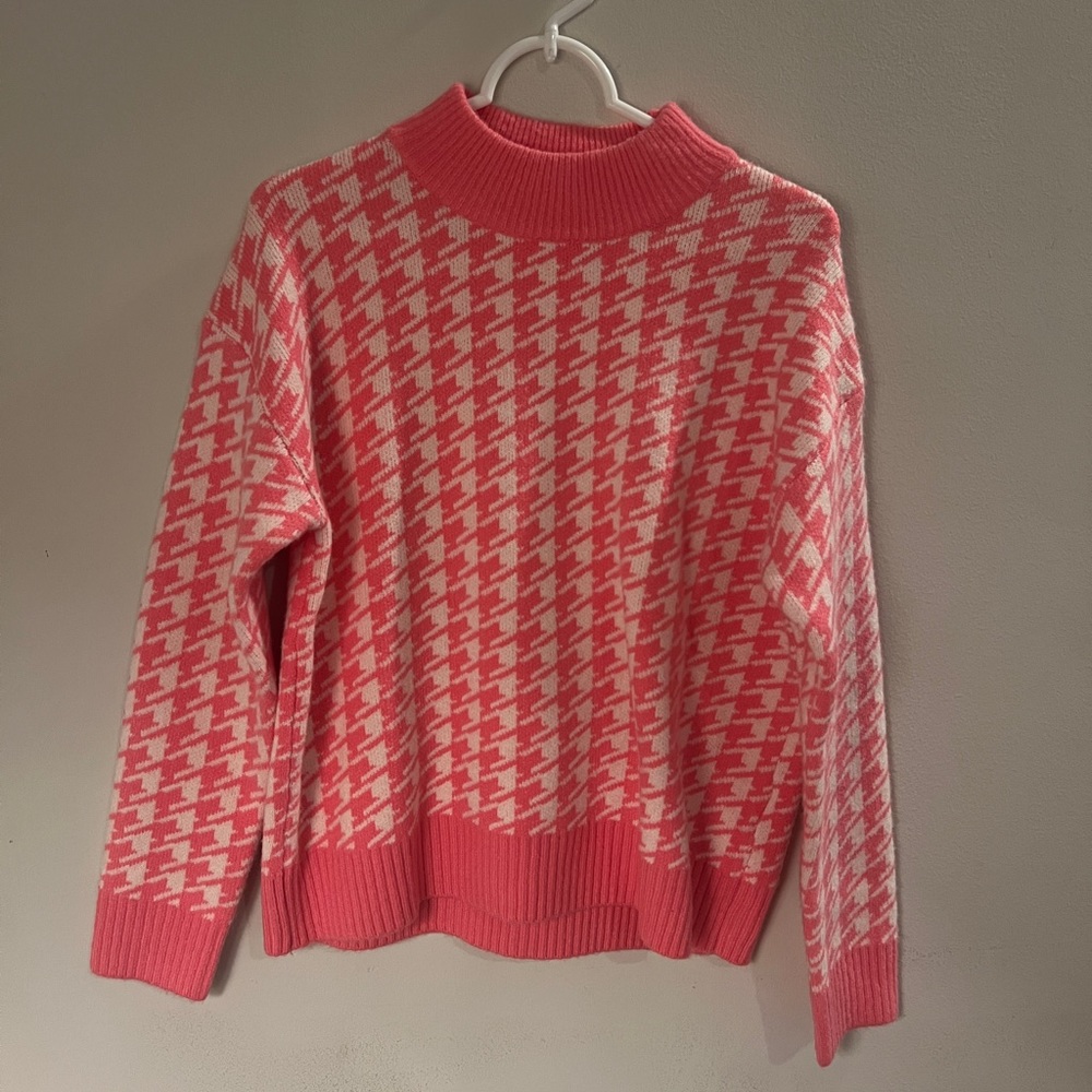 Pants Store Houndstooth Sweater - Pink & White